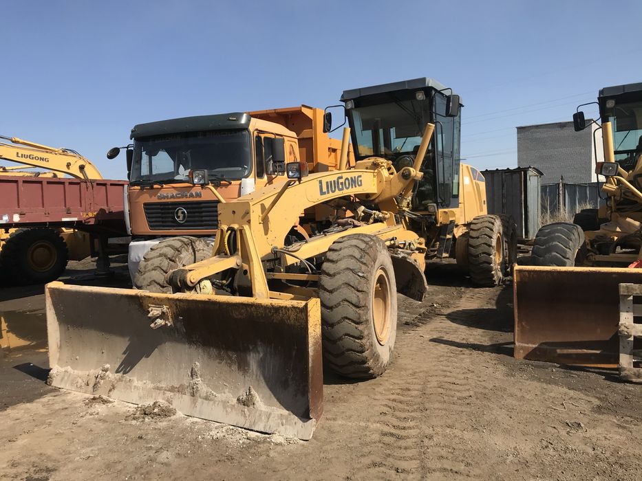 Сдается автогрейдер