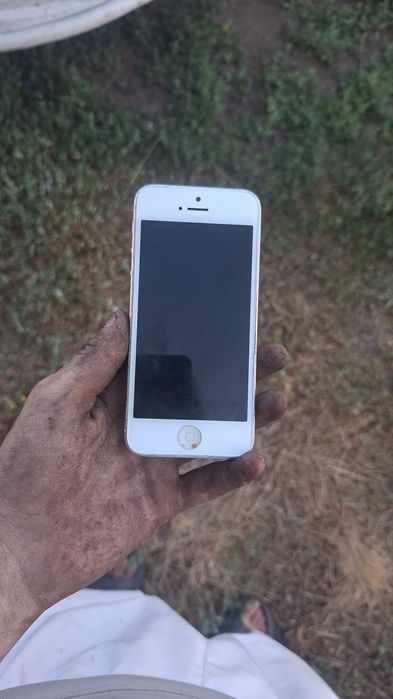 iPhone 5 продам за 6тыс