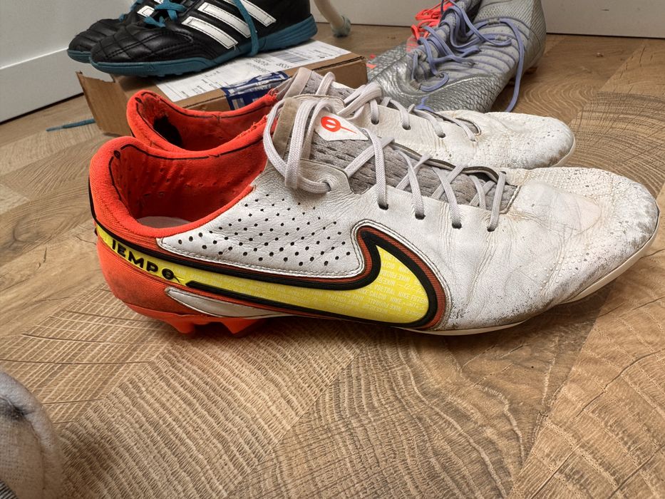 Ghete fotbal nike crampoane cu defecte