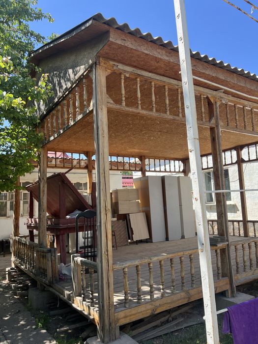 Тапчан беседка в хорошем состоянии