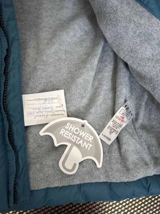 Яке George чисто ново