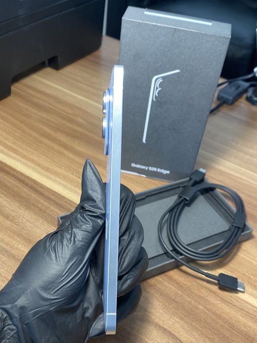 Samsung Galaxy S25 Edge• 512 GB • Icy Blue