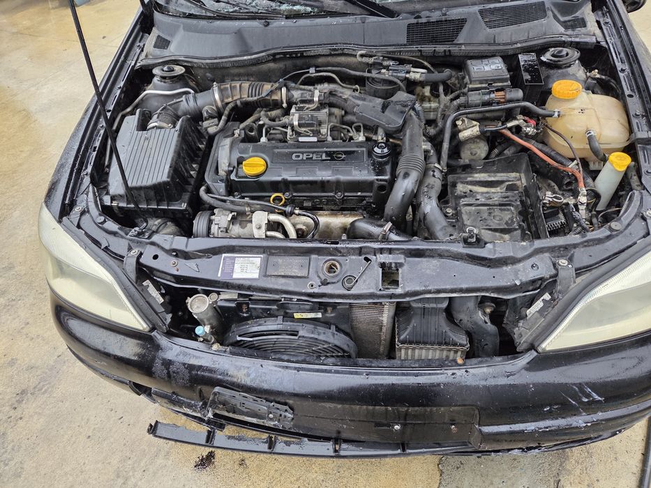 Opel Astra 1.7 DTI (НА ЧАСТИ)