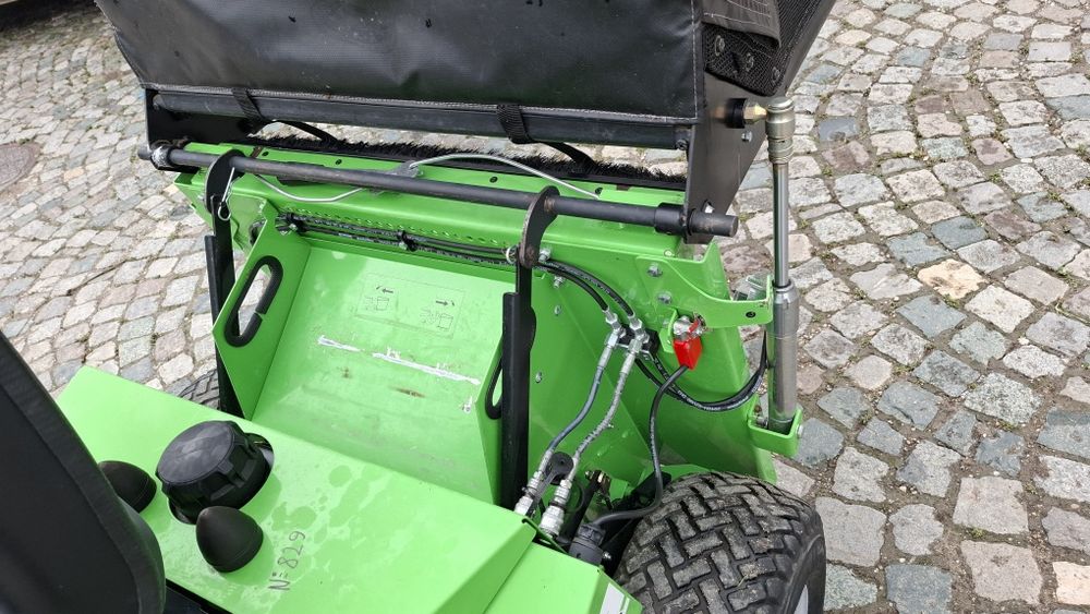 Трактор косачка ETESIA