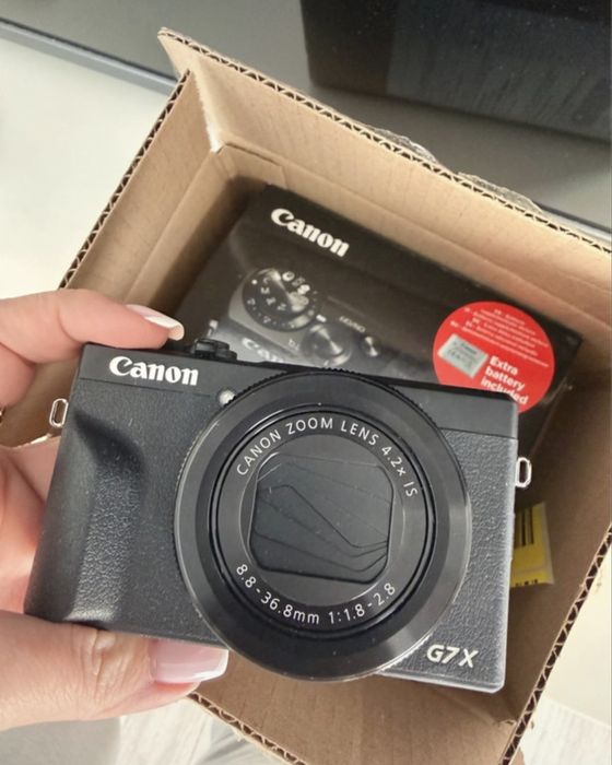 Canon G7X mark III