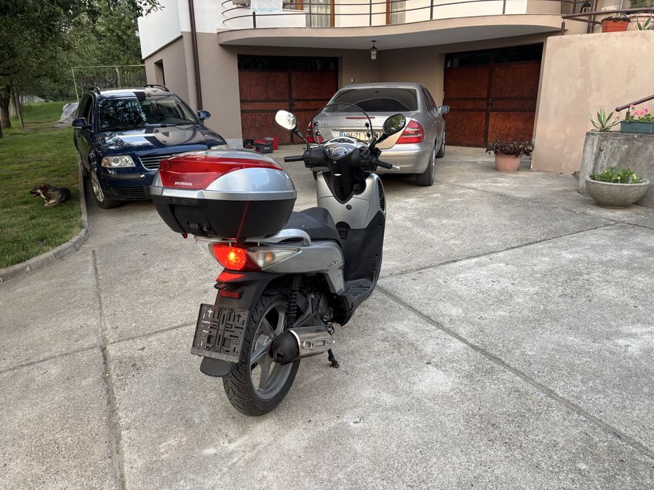 Scuter Honda SH 125