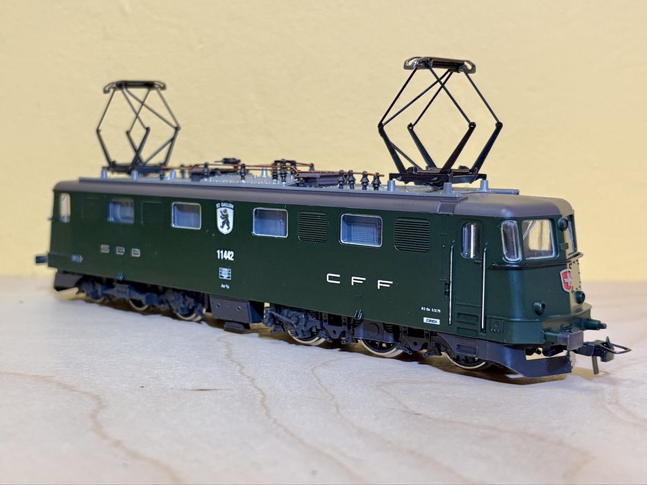 Електрически локомотив Roco 43536 SBB Ae 6/6 №11442 H0 Piko, Lima