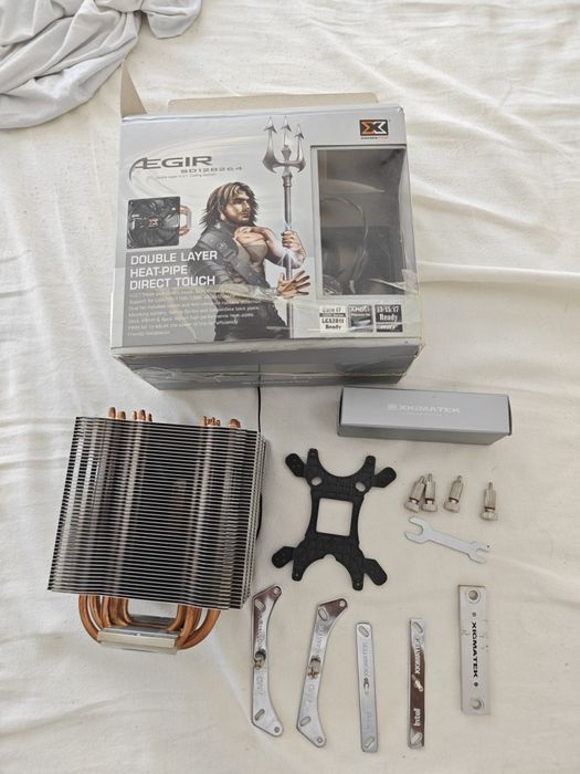 Охладител Xigmatek Aegir SD12864 4 тръби с директен контакт