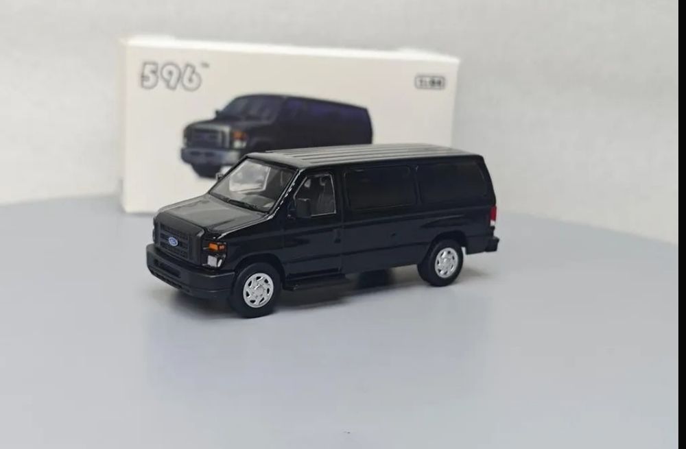 Продам Модельку Ford