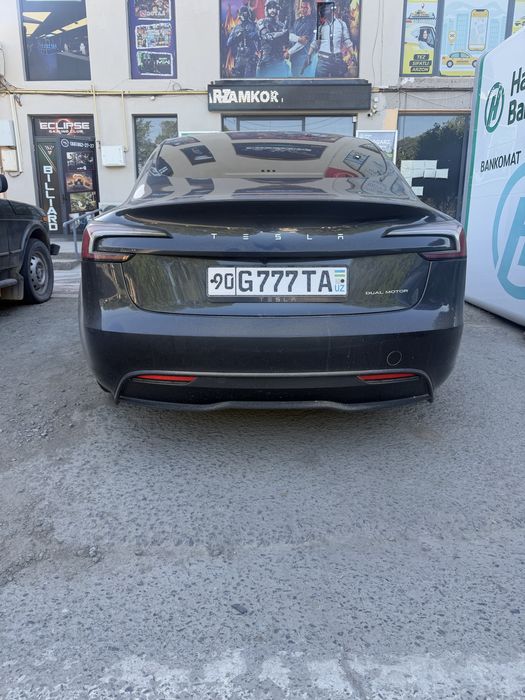tesla mode 3 highland