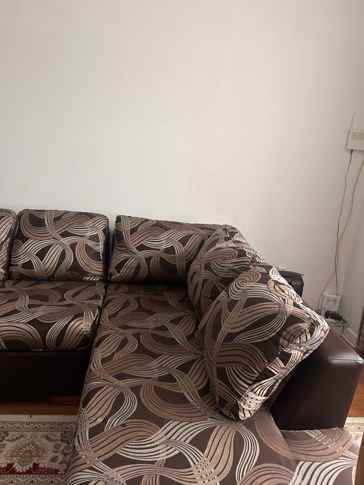 Диван с хорошим состоянием