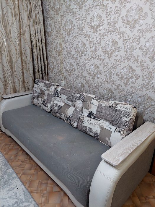 Продам диван б/у