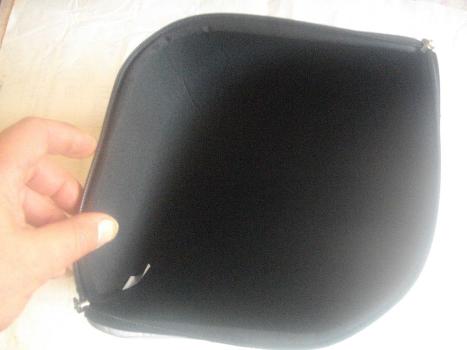 Чанта за тънък лаптоп и документи-40х30х1,5см-Дунапрен с Микрофибър