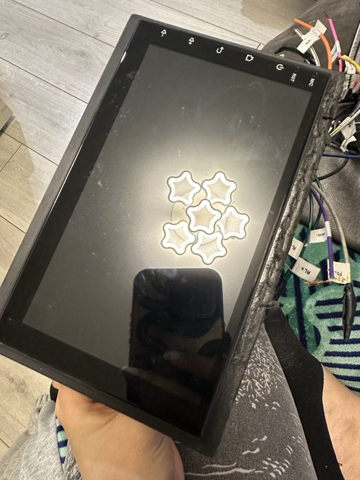 Продам Магнитол новый