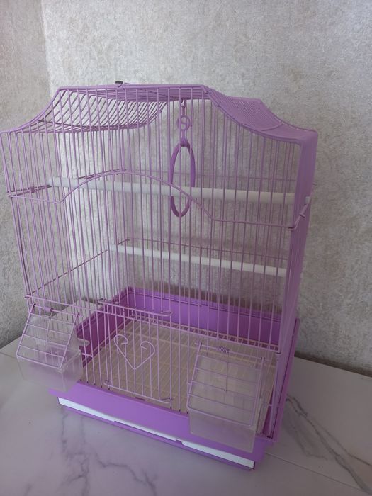 Клетка для попугая,виесте с купалкой,просторная
