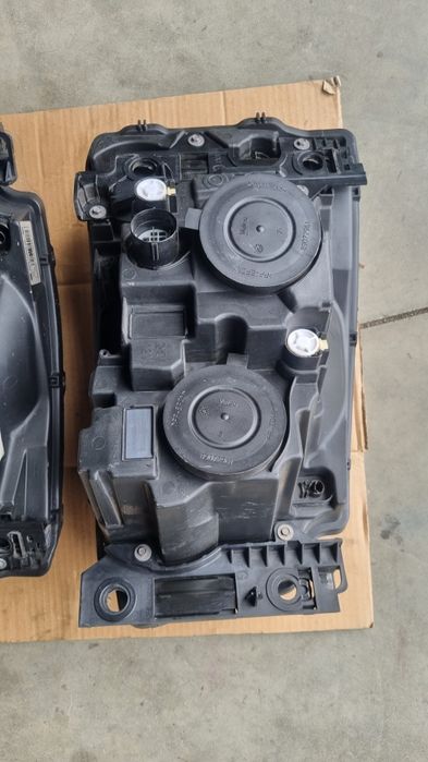 Far stanga fara xenon Land Rover Discovery SDV4 3.0tdi V6 an 2009-2016