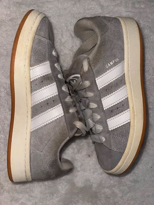 Adidas campus.
