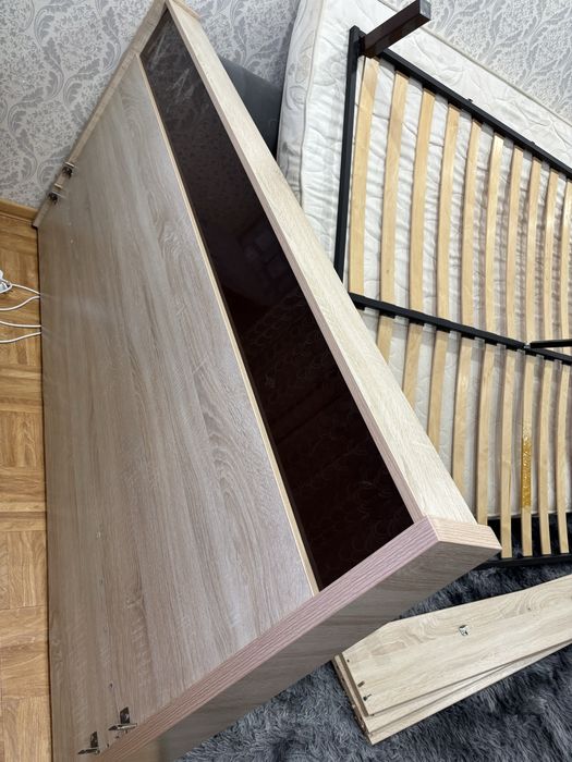 Продам кровать 180х200