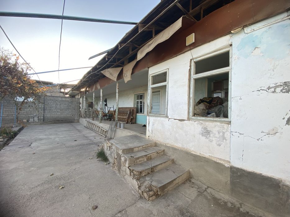 uy sotiladi 8.5 sotok