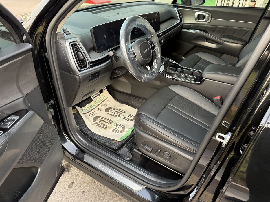 KIA Sorento 24-25 yil 2,5 7 O’rinlik