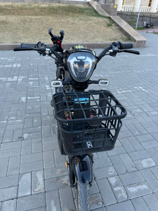 Продаеться электроскутер