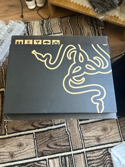 Laptop gaming Razer blade 18