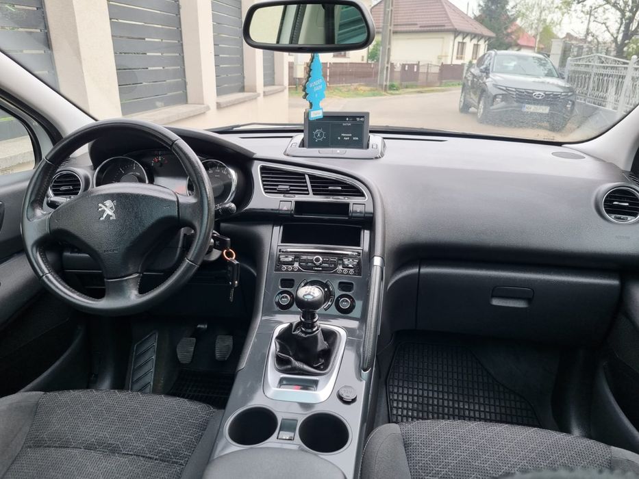 Vând Peugeot 3008 Facelift Motor 1.6 HDi an 2016
