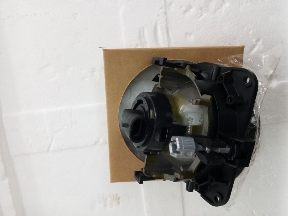 Противотуманки Мазда Трибут пара