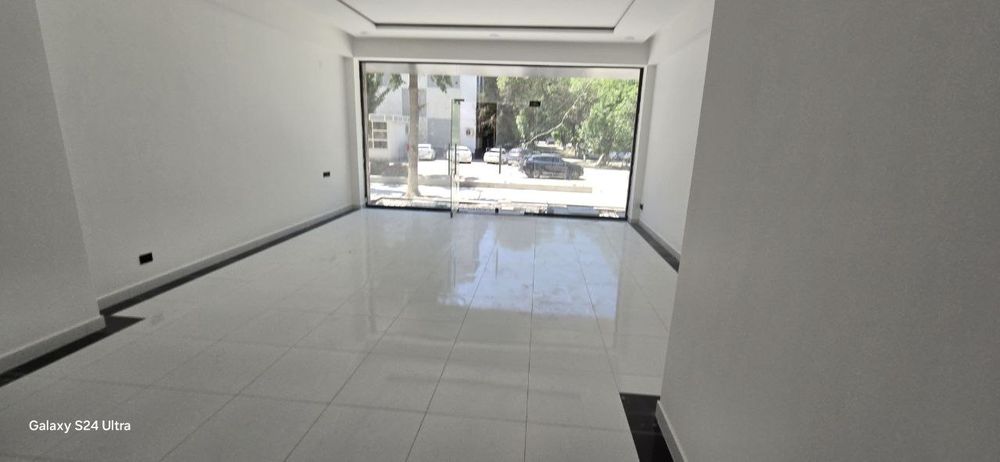 Ижарага берилади.Магазин, офис, фасфут ва бутик хаммасига тугри келади