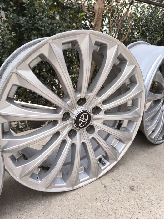 срочно! цена окончательно! Диски титановые р18