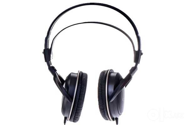 - Полноразмерные закрытые наушники Audio-Technica ATH-AVC200