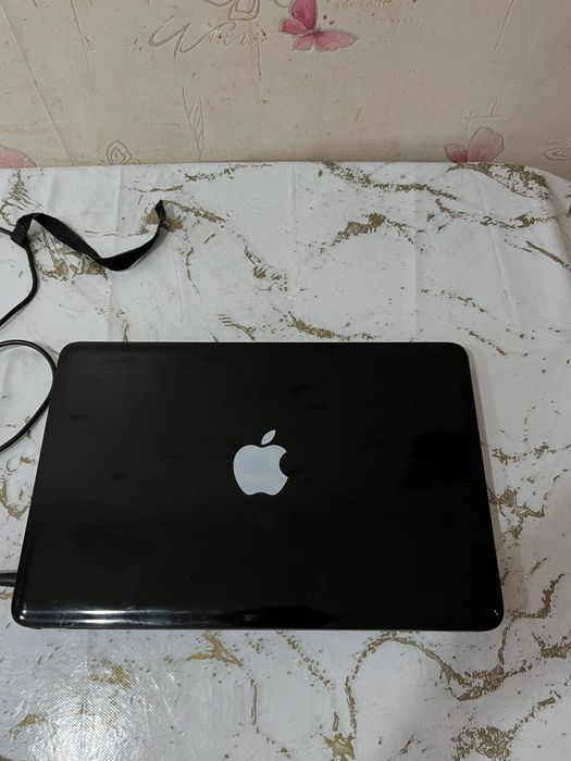 Compaq AMD E-300 / 6GB RAM / 1TB HDD