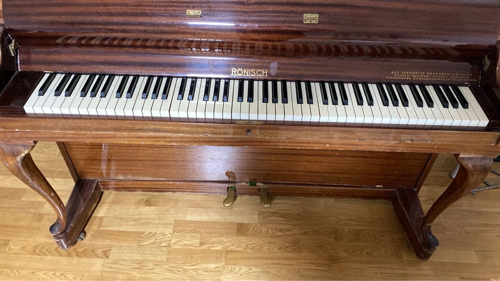 Продам немецкое пианино ronisch