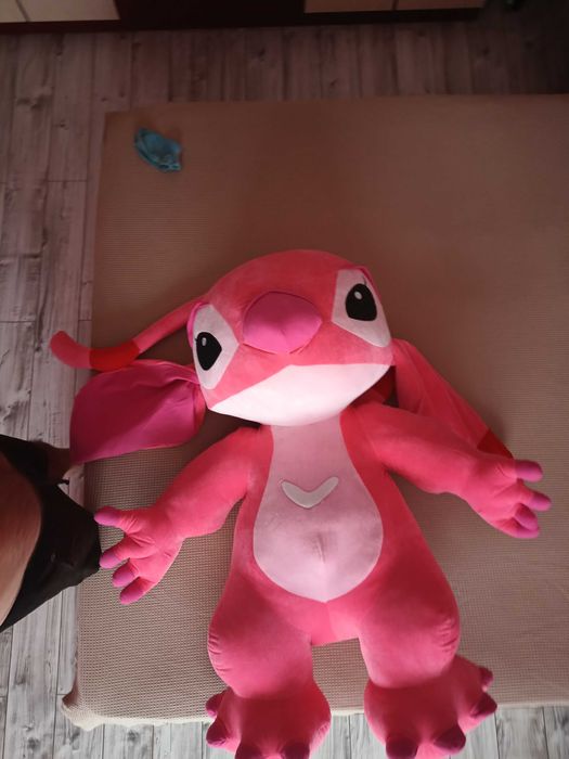 Продавам плюшена играчка ЛОЛИ-женското СТИЧ