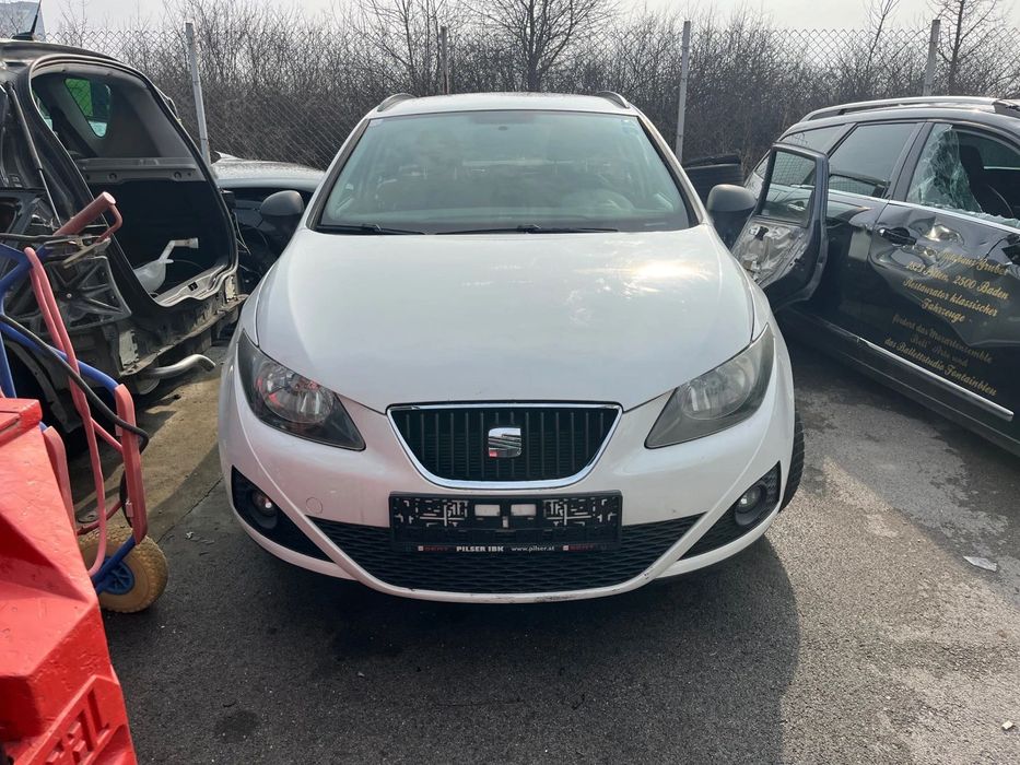 SEAT Ibiza на части