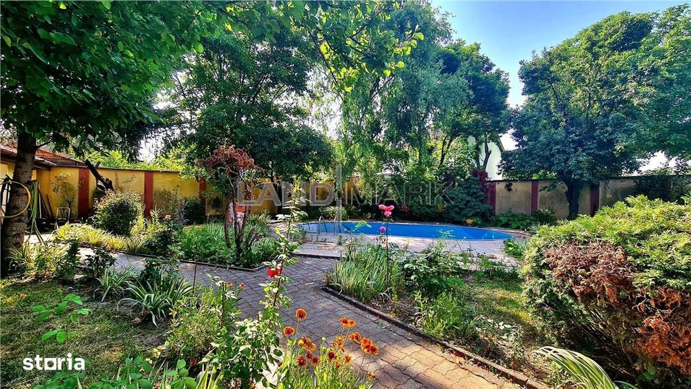 Vila de vanzare Timisoara, 4 dormitoare, piscina, garaj dublu