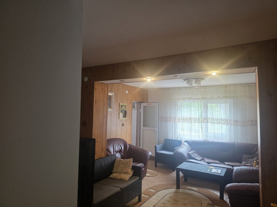 Casă de locuit situată in com. Bălilești jud. Argeș