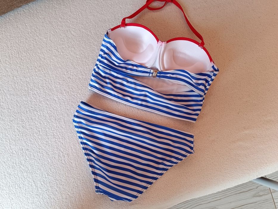 Costum de baie mărimea S