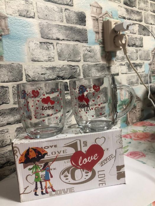 Подарочные товары все по 800 тенге