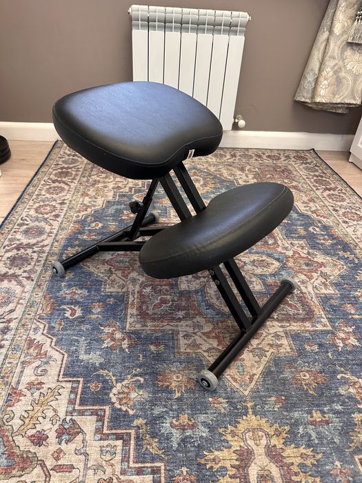 Стул художника, коленный стул Profit