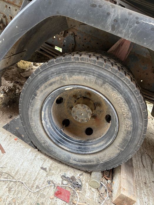 Camion Mercedes Benz 814