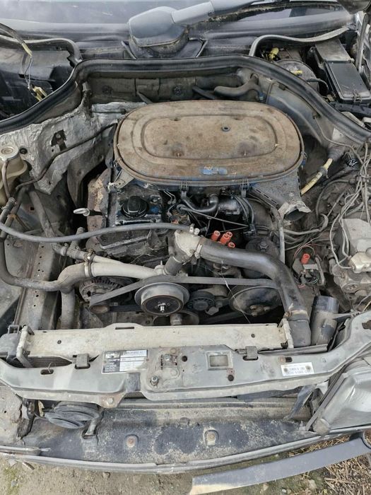 Мерцедес 124 НА ЧАСТИ