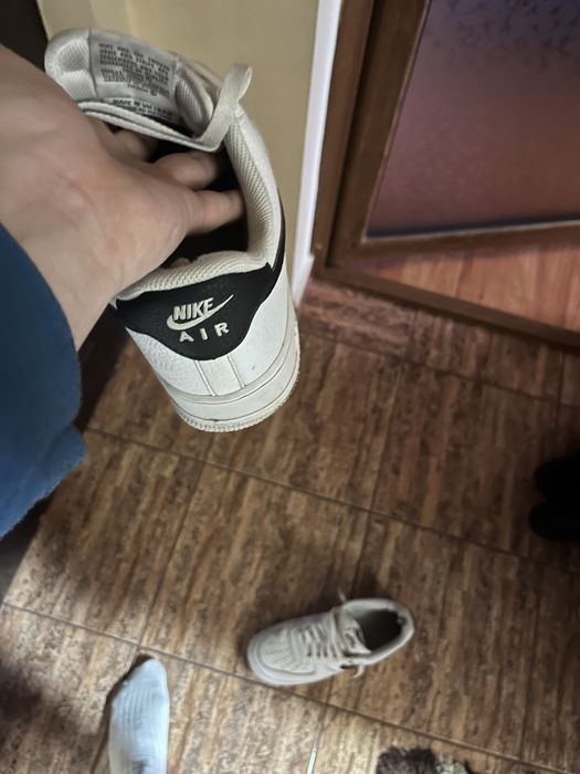 Nike air force 1 black and white