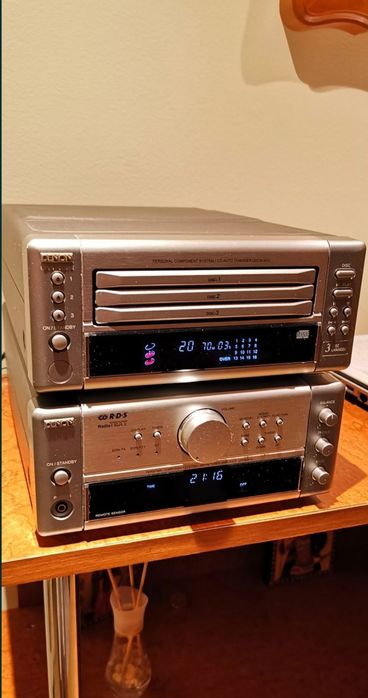 Denon Udcm- M10 CD Player 3 Disc
