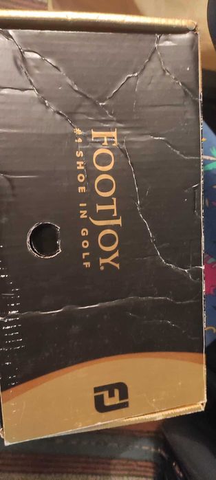 Кожени обувки за голф, нови