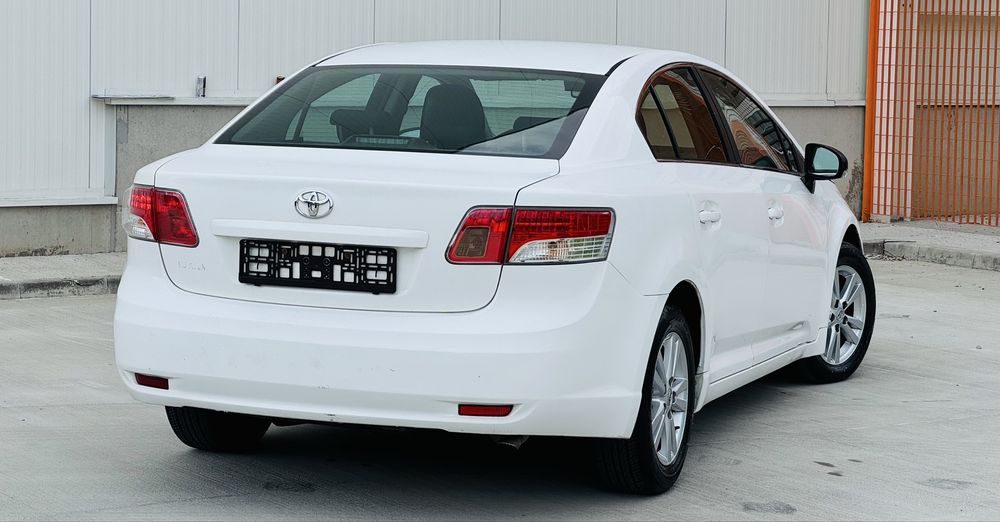 TOYOTA Avensis 2010 — imagine 14