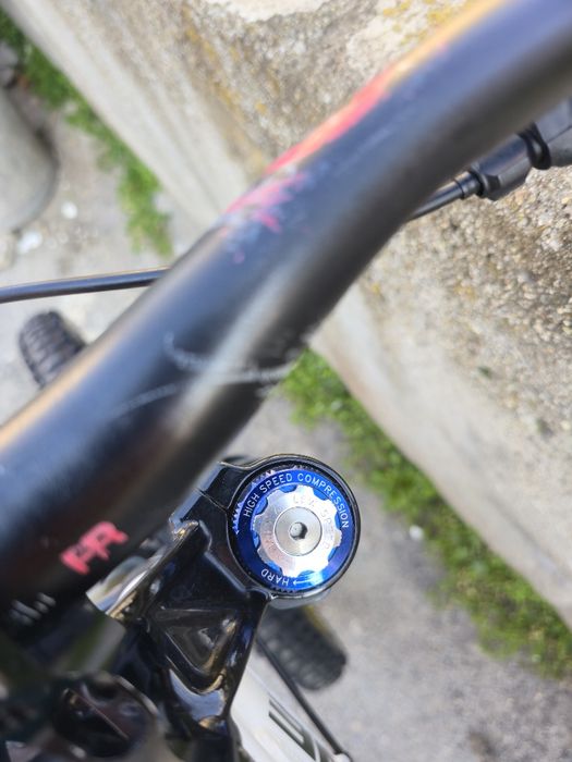 Даунхил мекица 26цола Rockmachine Boxxer , шок Въздушен  Rockshox  1x9