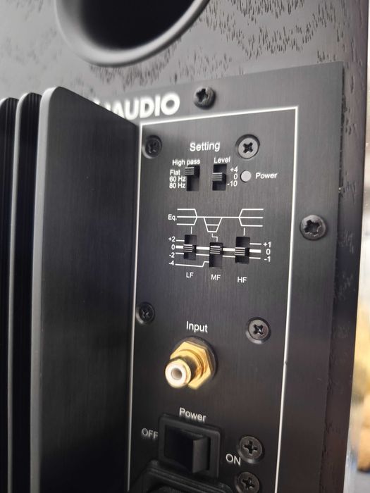 Vând boxe active Dynaudio Focus 110A Made in Denmark (monitoare studio