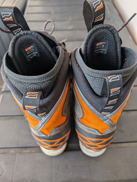 Bocanci Zamberlan Mountain Pro Evo Gtx RR mărimea 43