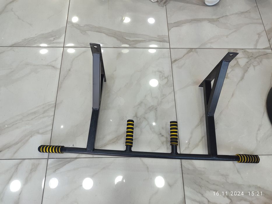 Турник установка боксерские мешок у́рнатиш